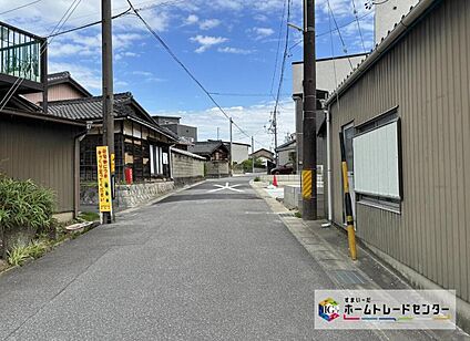 前面道路含む現地写真