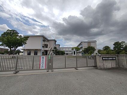 岡崎市立福岡小学校 644ｍ(徒歩9分)
