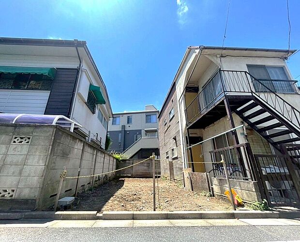 【現地】（2025年12月）撮影陽光に包まれ、風が心地よく通り抜ける明るい立地です。