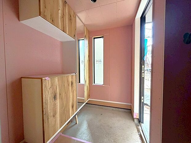 【玄関】【B号棟玄関】(2026年3月)撮影