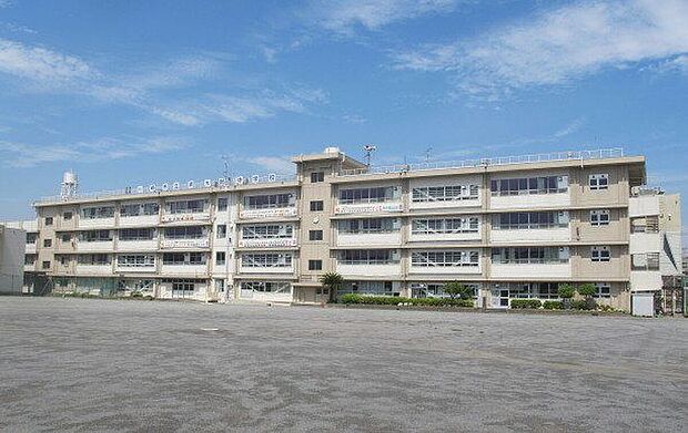 川崎市立南大師中学校（約660m）