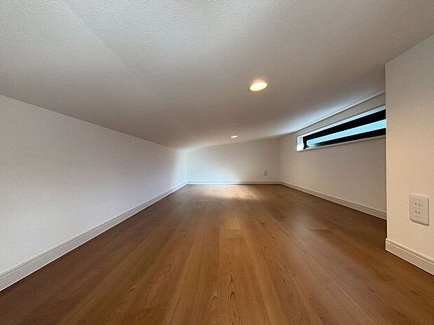 【洋室】【室内】（2026年3月）撮影：2号棟