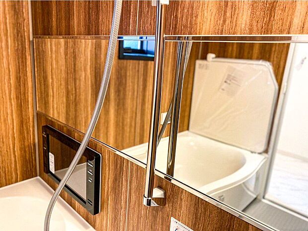 【建物プラン例　（内観写真）】【施工例】