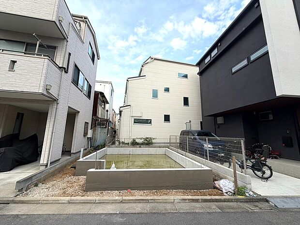 【現地外観写真】【外観】（2026年9月）撮影