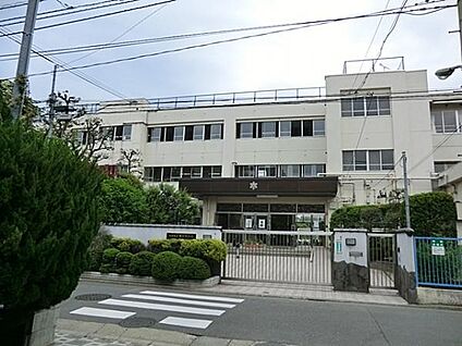 大田区立雪谷中学校 549m
