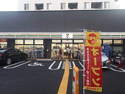 セブンイレブン世田谷給田3丁目店 330m