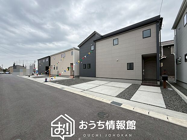 現地写真（街並み）
全７邸
駐車３台可能