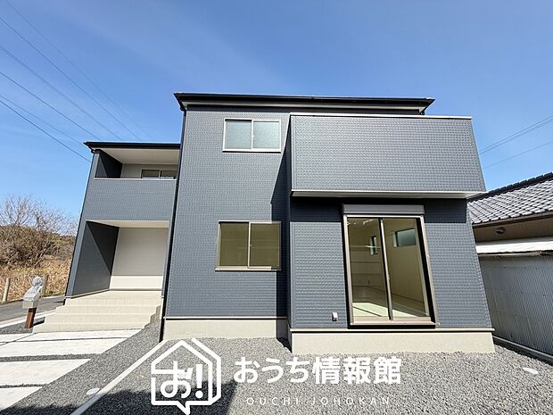 現地写真（外観）
限定１邸
駐車３台可能