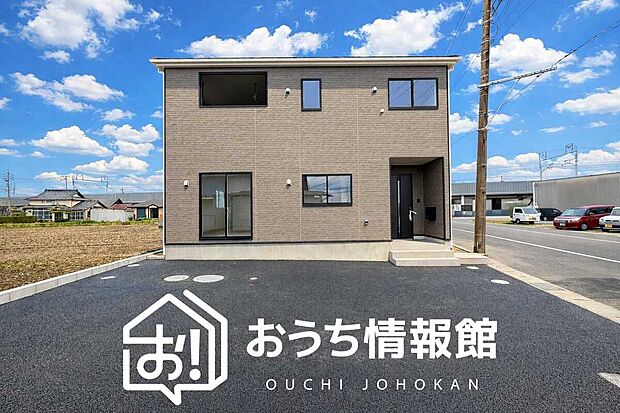 現地写真（外観）
限定１邸
駐車３台可能