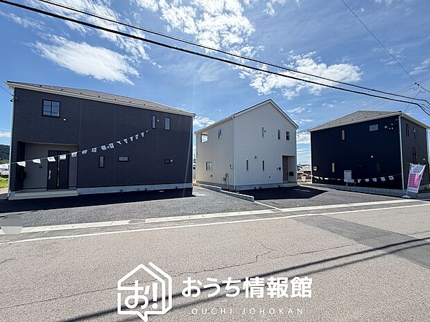 現地写真(街並み)
全3邸
駐車3台可能