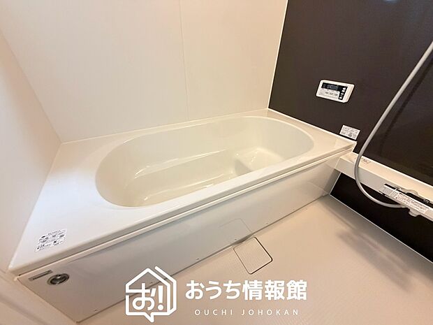 現地写真(浴室)
浴室暖房乾燥機付き。1坪タイプで広々です。