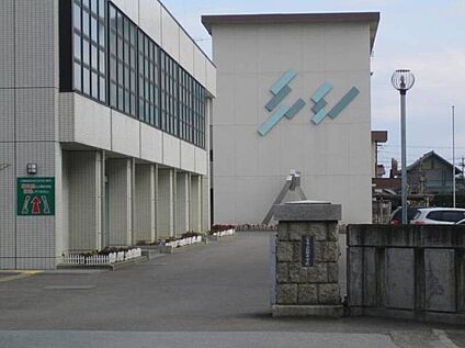 一宮市立北部中学校 500ｍ(徒歩7分)