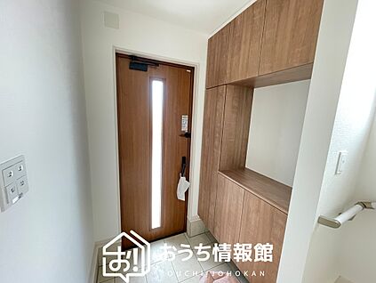 現地写真(玄関)