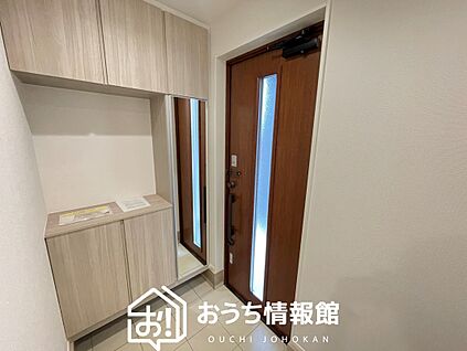 現地写真(玄関)