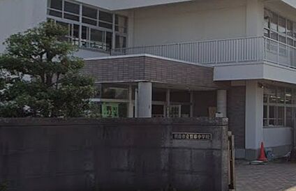 羽島市立竹鼻中学校 2100ｍ(徒歩27分)