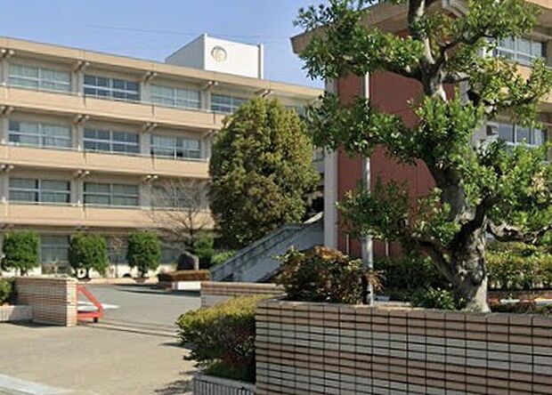 一宮市立尾西第一中学校（約1,200m）