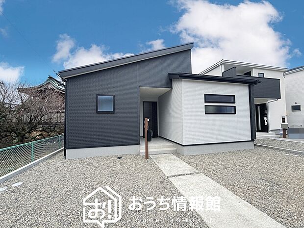 【現地写真（外観）【３号地】】健康被害に配慮したもっとも安全性の高い建材を採用し、シックハウス対策をしております。