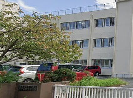 津市立藤水小学校 750ｍ(徒歩10分)