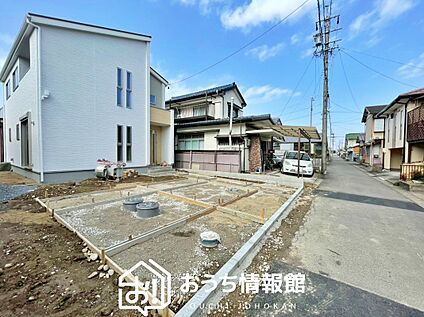 現地写真（前道含む外観）