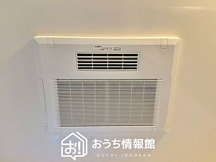 電気式浴室暖房換気乾燥機