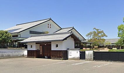 中央こども園 820ｍ(徒歩11分)