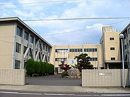 岐南町立岐南中学校 2400ｍ(徒歩30分)