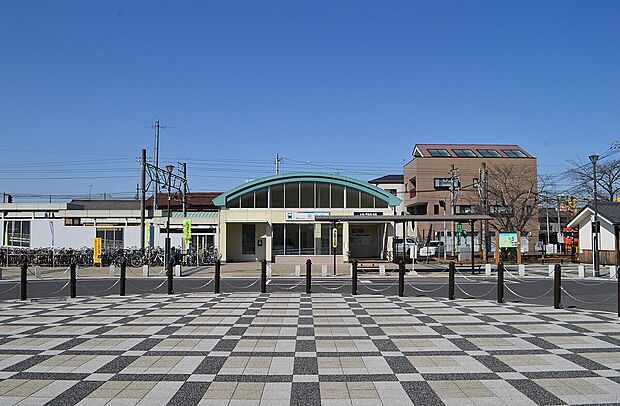 名鉄小牧線「楽田駅」(約700m)