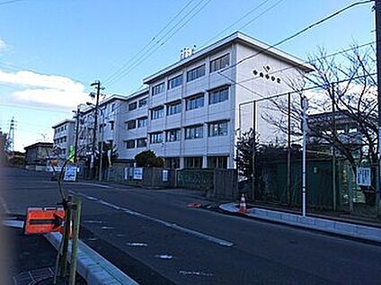 各務原市立中央中学校 1000ｍ(徒歩13分)