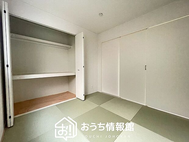 【現地写真（和室）】大壁仕様の新和室。くつろぎの空間です。