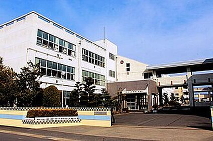 一宮市立尾西第三中学校 1940ｍ(徒歩25分)