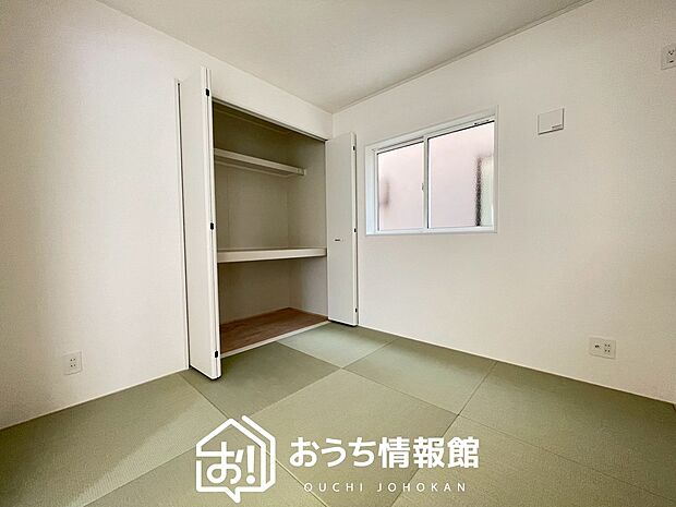 【現地写真(和室)】大壁仕様の新和室。くつろぎの空間です。