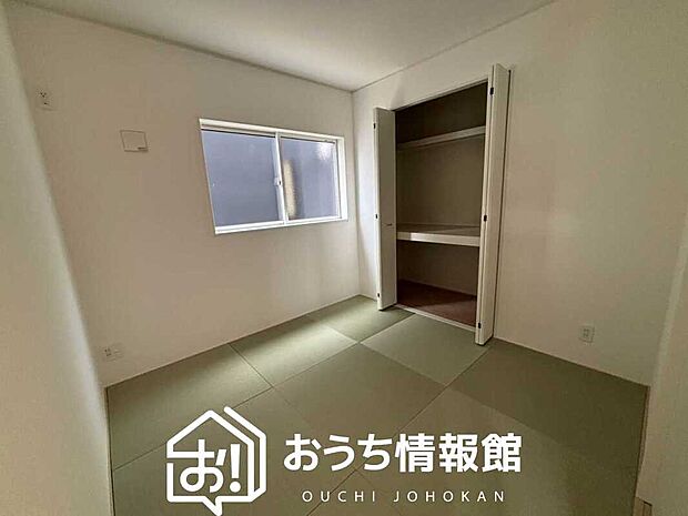 【現地写真(和室)】大壁仕様の新和室。くつろぎの空間です。