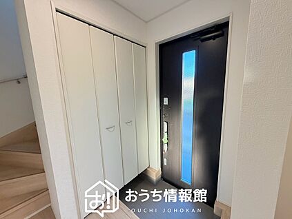現地写真(玄関)