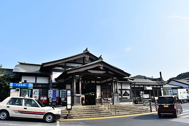 中央線「高尾」駅(約6,400m)