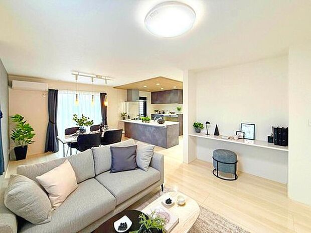 【【建物プラン例】】「日野市立旭が丘小学校」まで徒歩10分、「日野市立日野第四中学校」徒歩14分。幼稚園や・保育園も徒歩圏内に点在しており、共働きの子育て世帯にも安心して暮らせる住環境です。