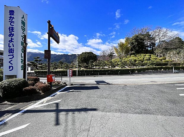 屋敷山公園（約714m）