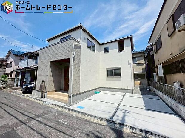 【現地外観写真】資料送付・ご見学即対応！建物完成しておりますので、室内ご内覧いただけます♪ご不明点等、スタッフがしっかりと説明させていただきますので、安心して現地をご覧ください♪