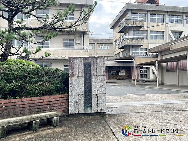 天理市立朝和小学校（約1,960m）