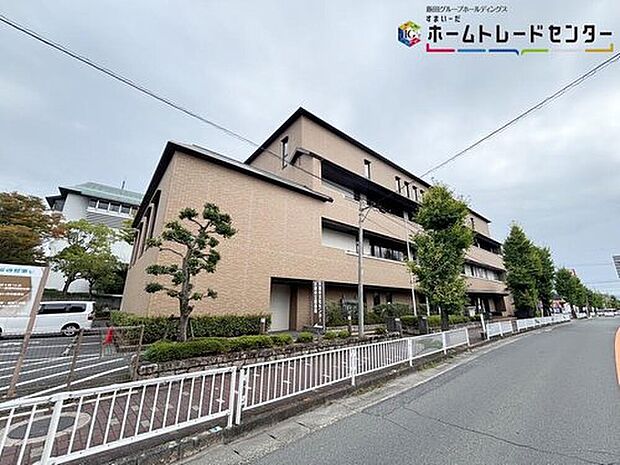 天理市立図書館（約1,370m）