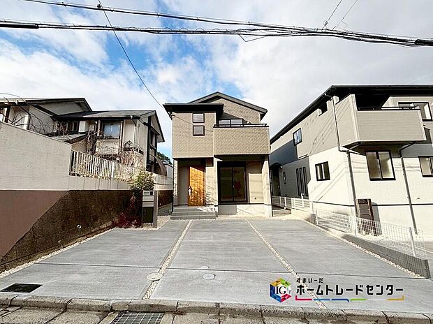 【【現地外観写真】※１号棟】気になった物件すぐにご見学対応させていただきます♪平日・お仕事帰りなど、いつでもご案内可能です♪周辺環境と併せて、実際に現地をご確認ください♪