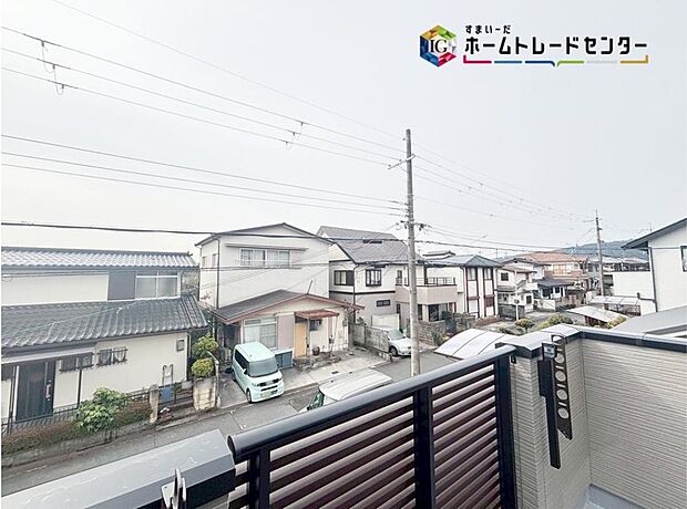 【住戸からの眺望写真】空が広く大きく感じる安らぎ溢れる住環境です。毎日、早く帰りたくなるお住まいになりそうです♪