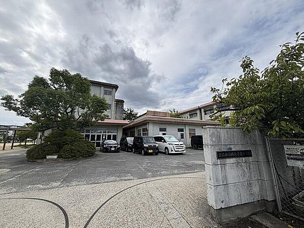 奈良市立西大寺北小学校（約1,340m）