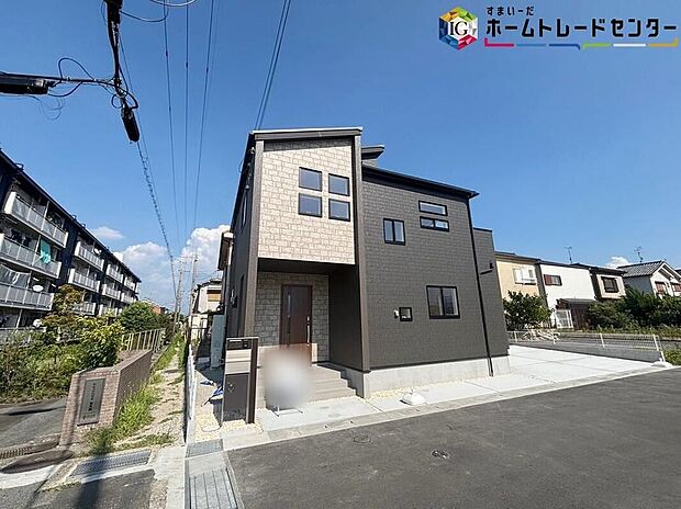 【【現地外観写真】】資料送付・ご見学即対応！建物完成しておりますので、室内ご内覧いただけます♪ご不明点等、スタッフがしっかりと説明させていただきますので、安心して現地をご覧ください♪