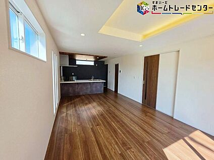 【リビング】