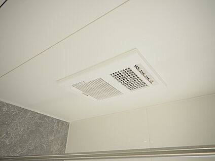 浴室暖房乾燥機