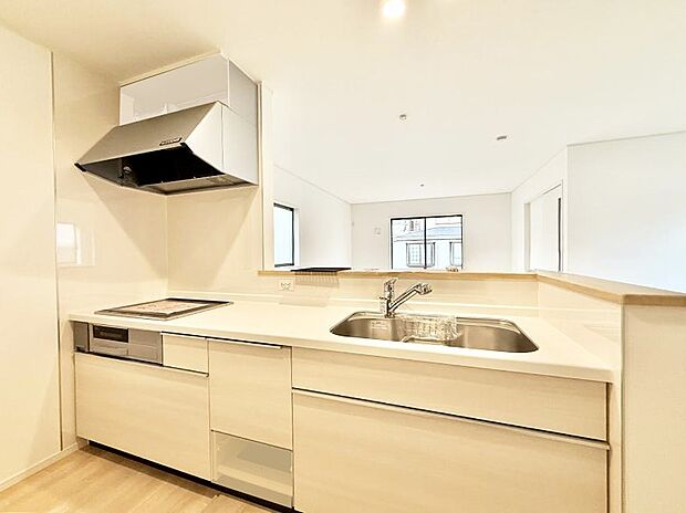 ■シンプルで機能的、毎日使いやすいキッチン