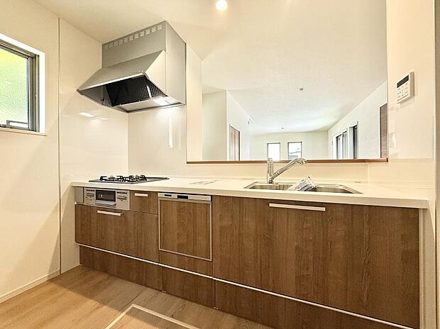 ■シンプルで美しく心地よい時間を生むキッチン空間