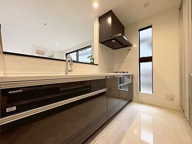 ■家族の絆を深める、温もりのあるキッチン