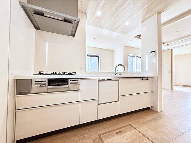 ■シンプルで機能的、毎日使いやすいキッチン