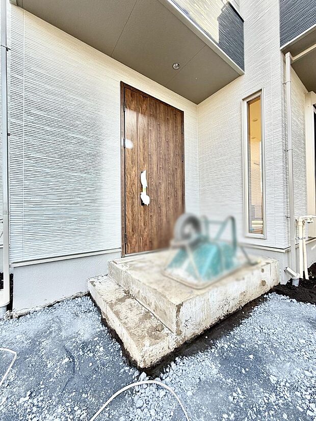 【玄関】■ シンプルで美しく、住まいの第一印象を彩る玄関です